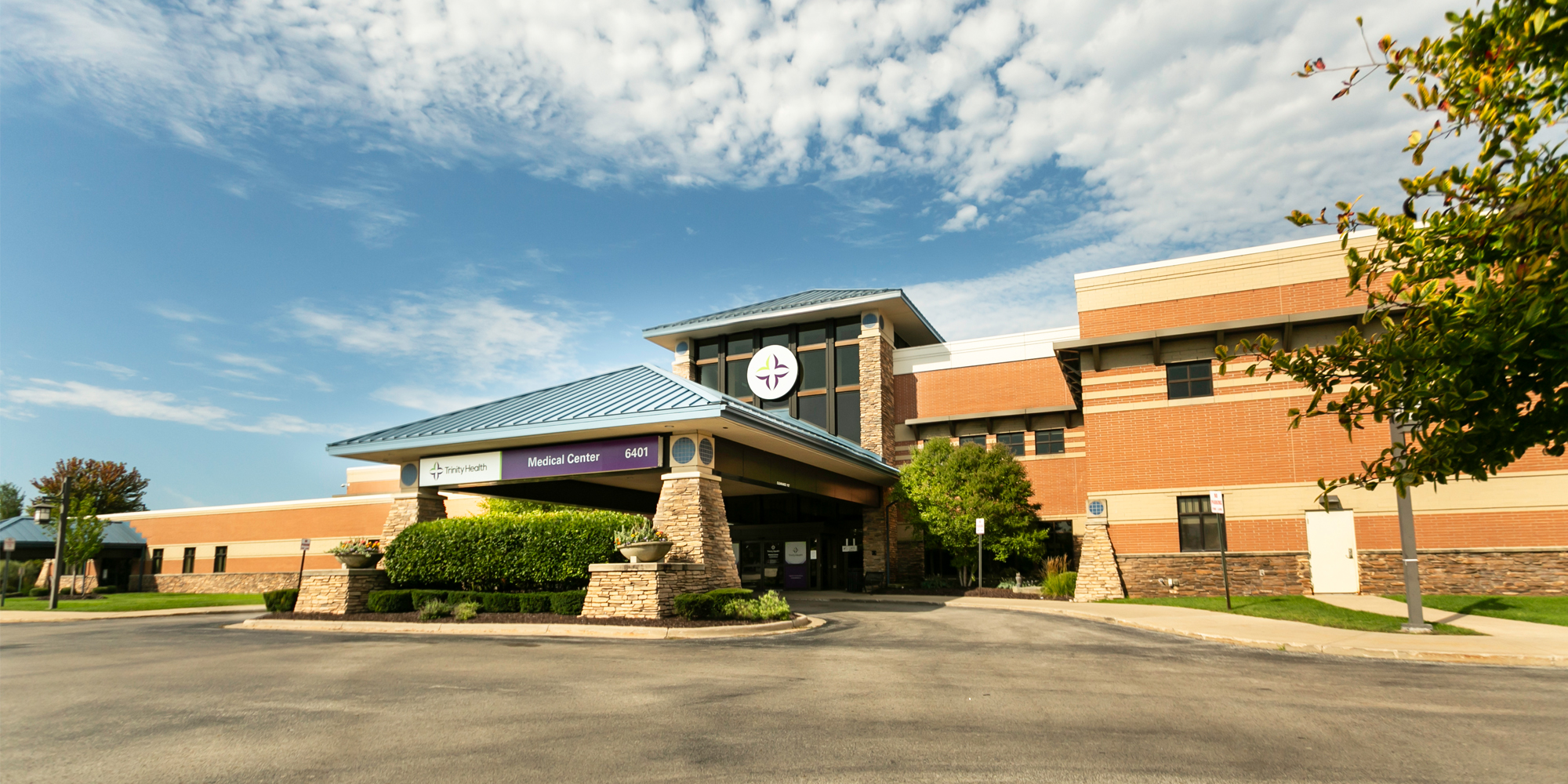 Trinity Health Medical Center - Lakes Village